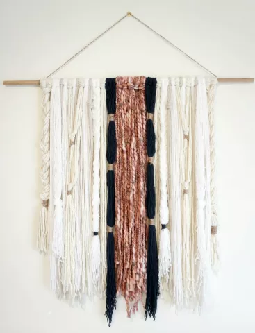 Art Cafe: Yarn Wall Hangings