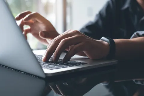 AI Made Simple: How to Use AI Without Putting Yourself, Your Job, or Your Business at Risk